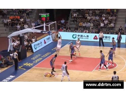 DB视讯官方网站NBA超级扣篮秀：罚球线起飞，全场燃爆 - 副本